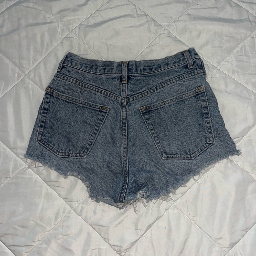 Vintage Gap Cutoff Jean Shorts size 8 light blue wash high waisted